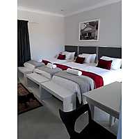 Middelplaas Paarl Guesthouse image